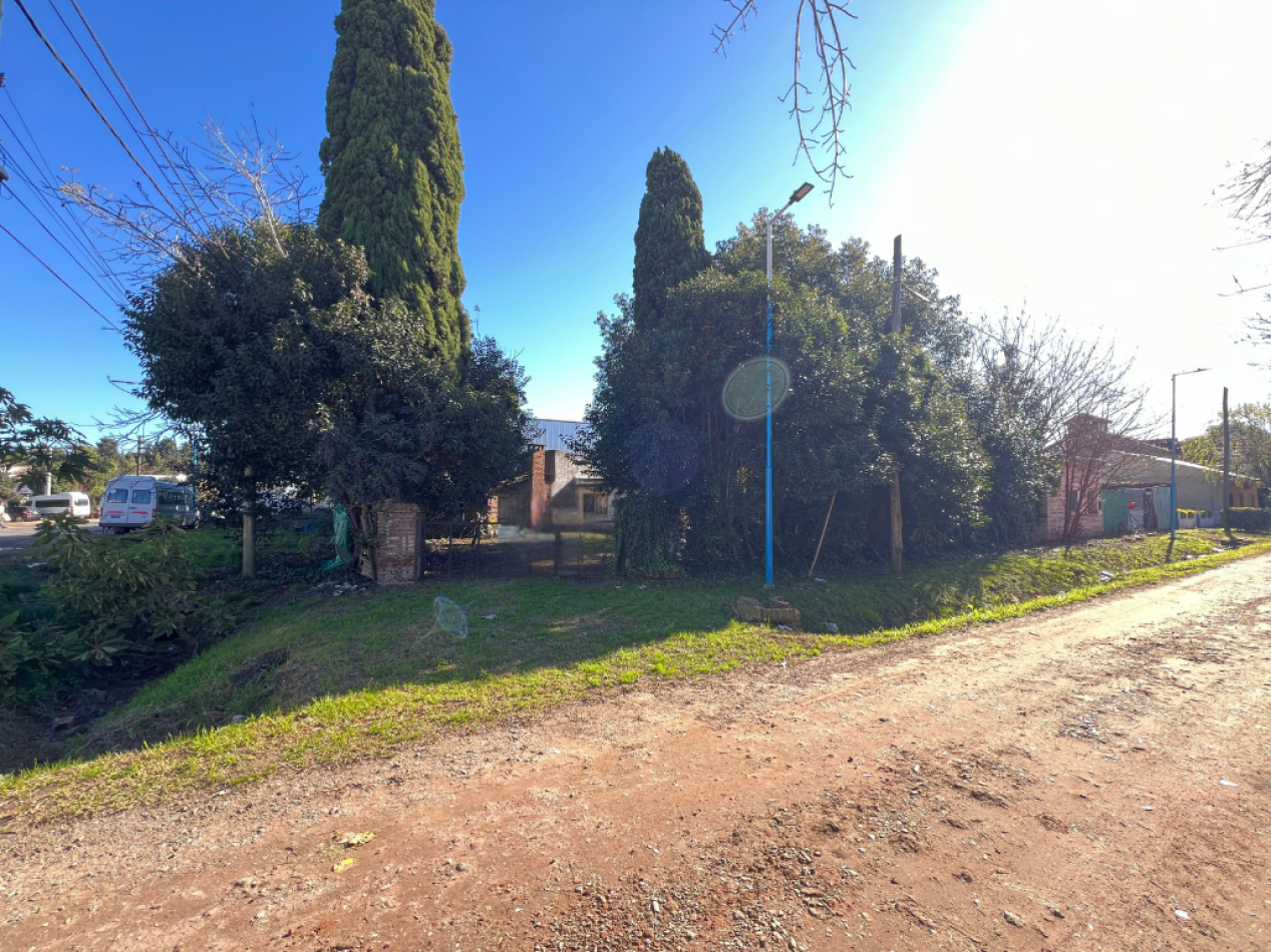 VENTA LOTE -apto GALPONES/TALLERES 1195 MTS2 - ESCOBAR (tiene construcciones)