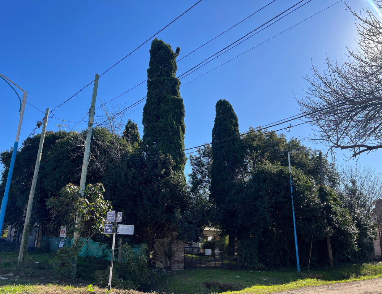 VENTA LOTE -apto GALPONES/TALLERES 1195 MTS2 - ESCOBAR (tiene construcciones)