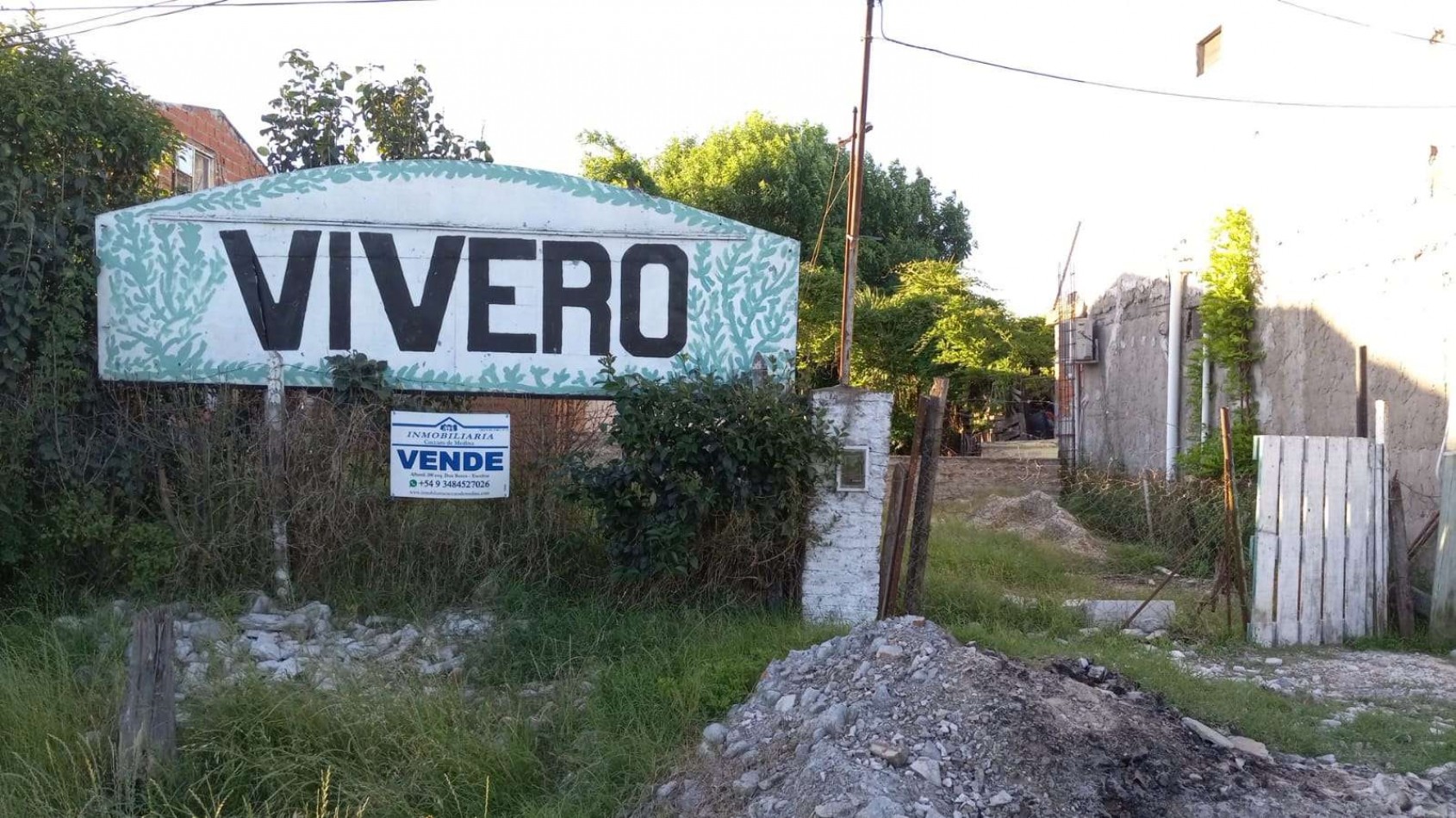 VENTA LOTE CON CONSTRUCCION - EN ESCOBAR