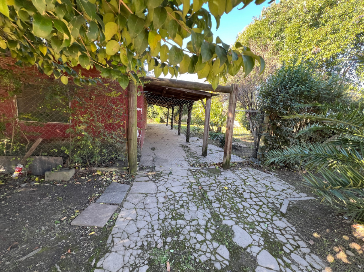 VENTA TALLER Y VIVIENDA, SOBRE EX RUTA 9 EN ESCOBAR