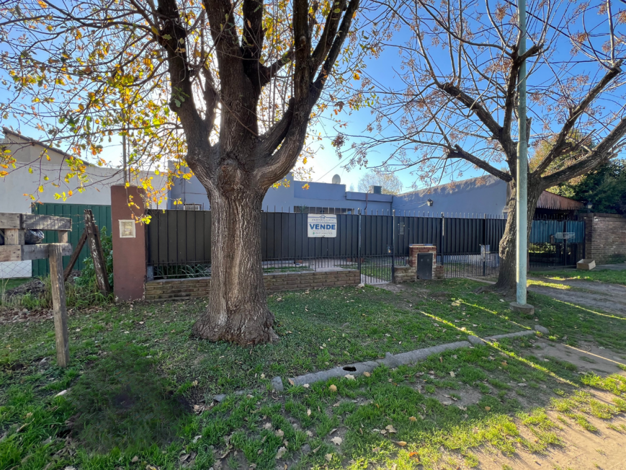 VENTA DE CASA DOS DORMITORIOS A METROS DE AVENIDA SAN MARTIN  EN ESCOBAR