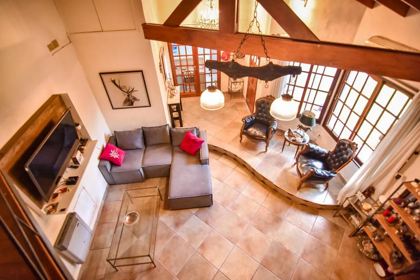 ¡Excelente oportunidad! Casa con pileta en Escobar. Apta credito.