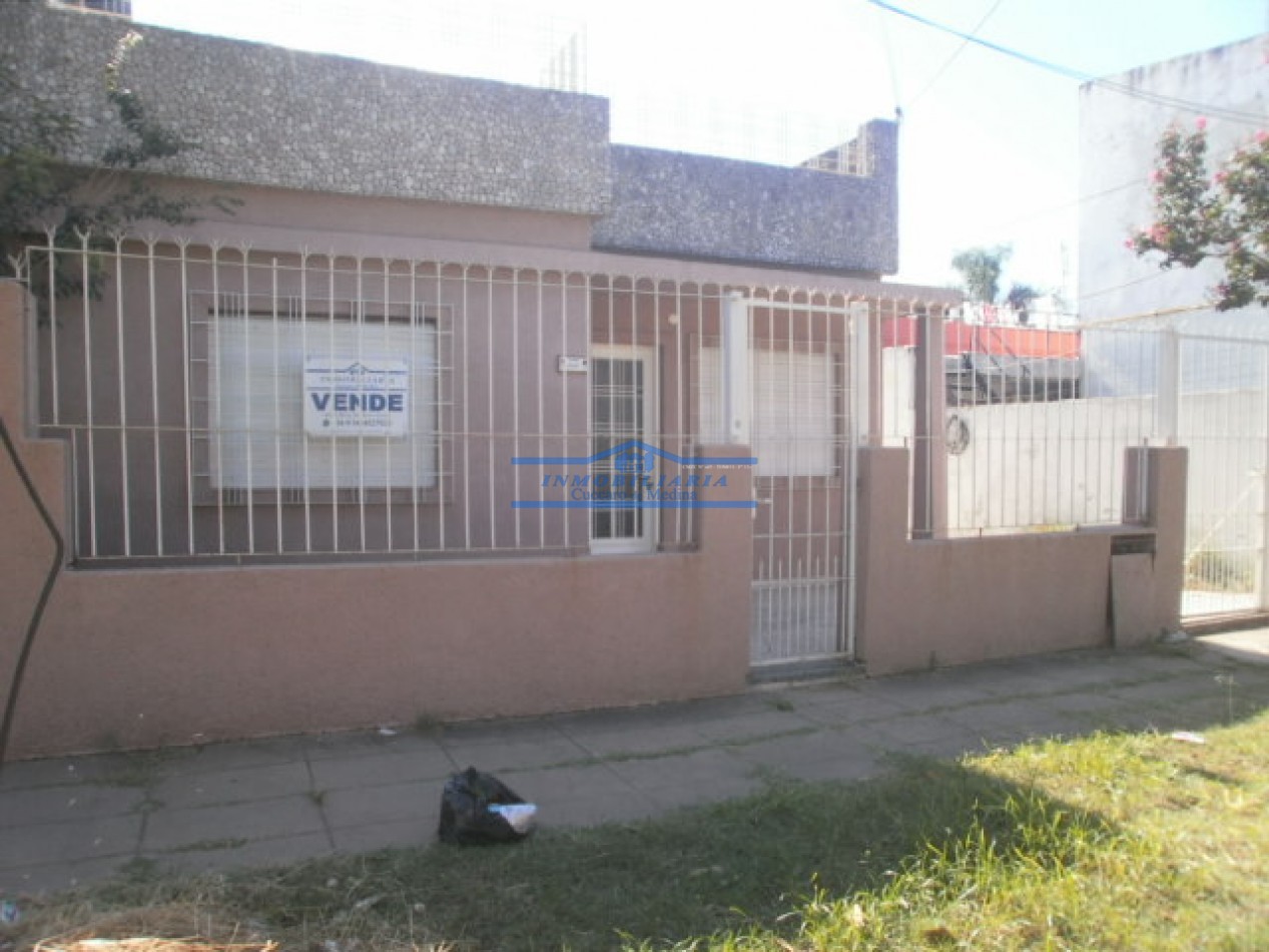 VENTA DE CASA EN PABLO PODESTA - PDO. TRES DE FEBRERO