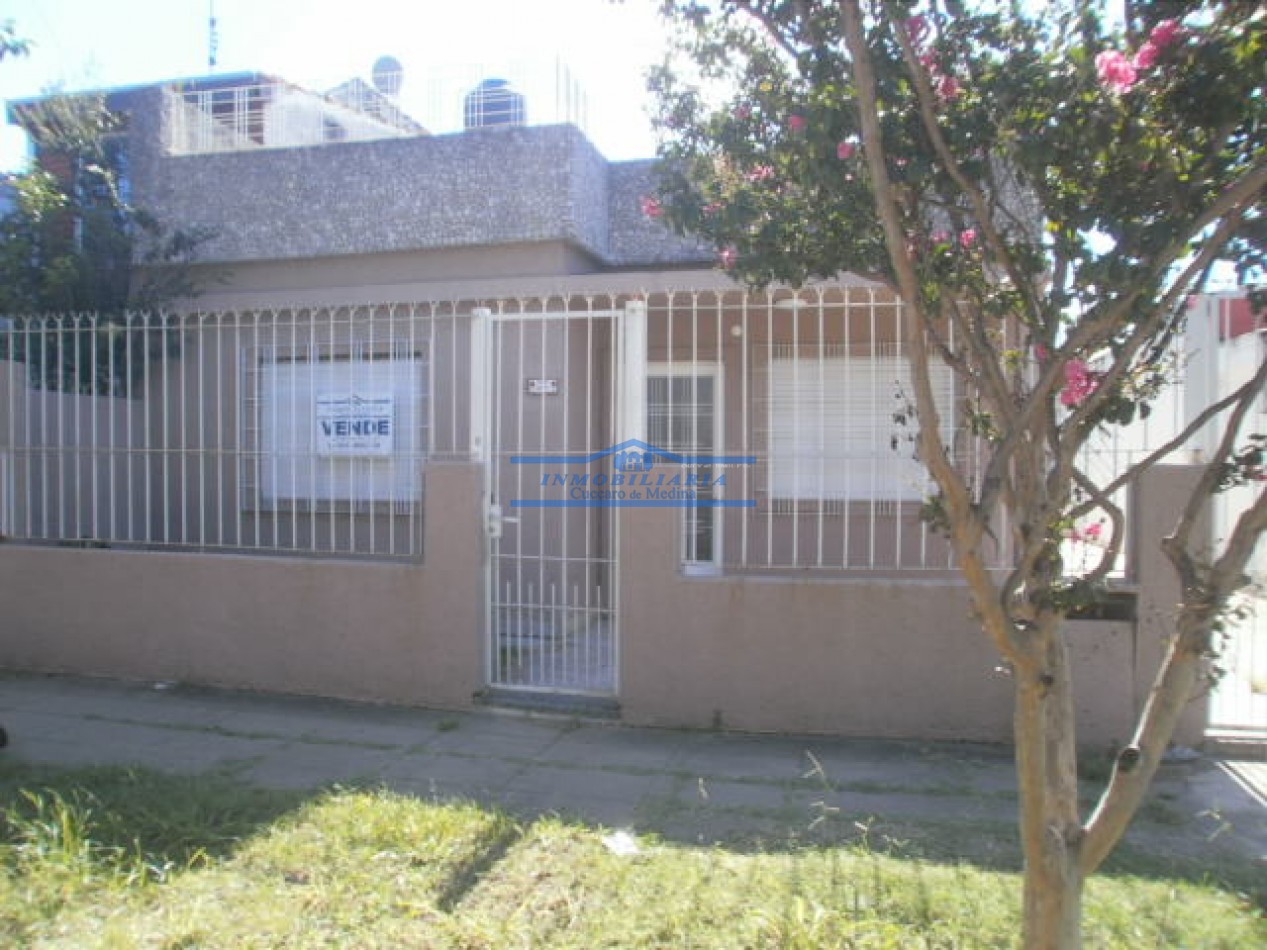 VENTA DE CASA EN PABLO PODESTA - PDO. TRES DE FEBRERO