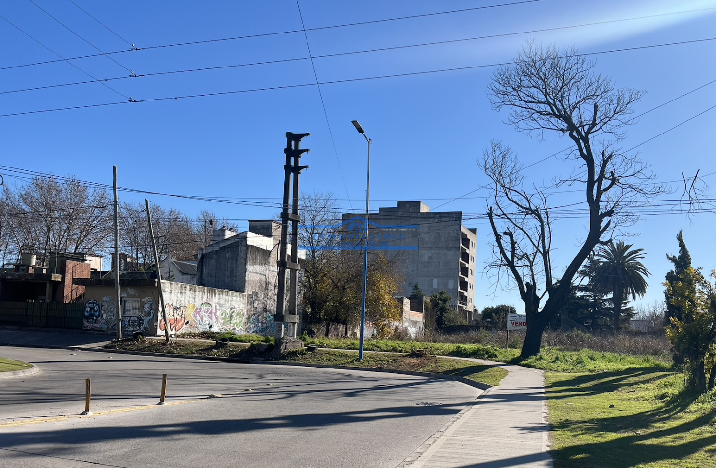  LOTES PARA INVERSORES, total 2099 m2- CENTRO ESCOBAR