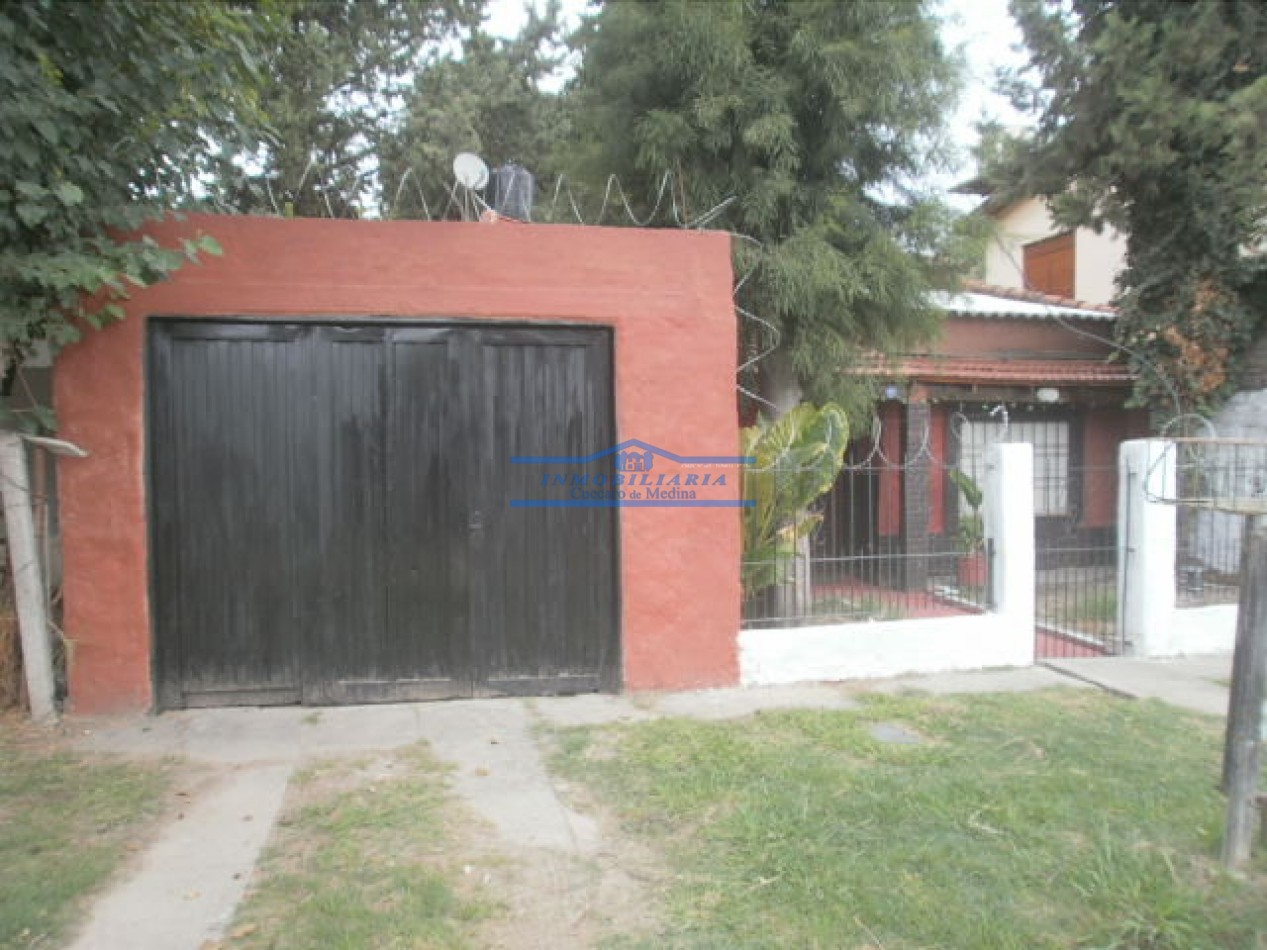 Venta de CASA 2 Dormitorios y Garage en Lote de 300 m² en Garin - ANTICIPO Y CUOTAS