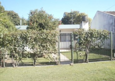 VENDO CASA 2 DORM Y PARQUE EN ESCOBAR