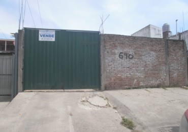 VENTA DE LOTE CON DEPTO EN BANFIELD 